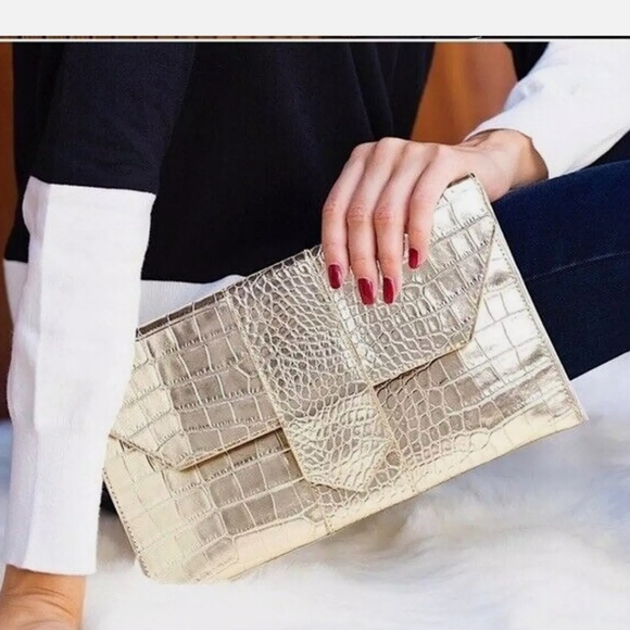 JJ Winters Handbags - Elegant Gold Crocodile-Embossed Clutch